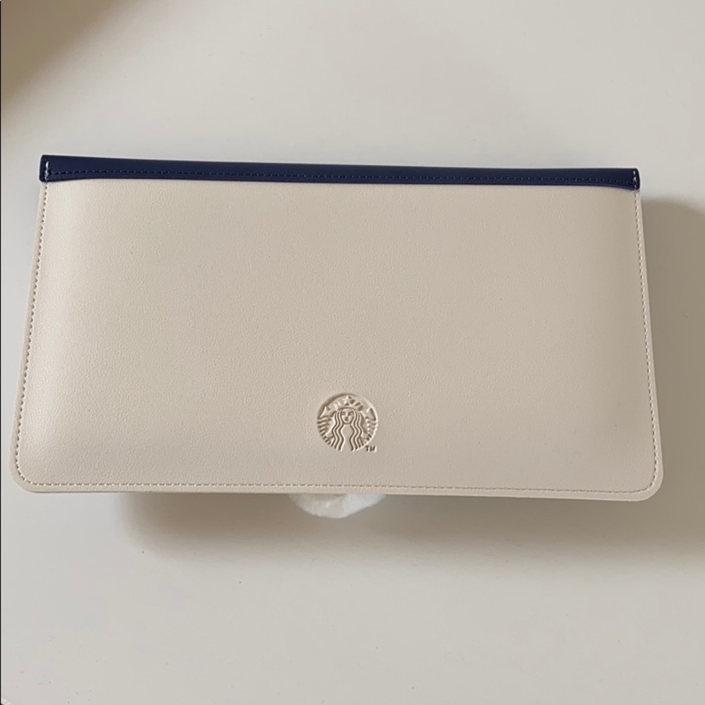 🆕 Starbucks Limited Editions Bunny Clutch - Picture 3 of 5